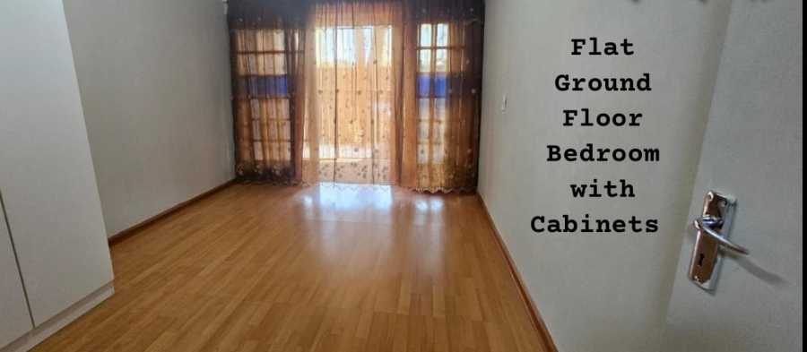 Commercial Property for Sale in Oos Einde North West